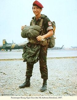 360px-Paratrooper_Hoàng_Ngọc_Giao_(the_5h_Airborne_Battalion),_1967.jpg